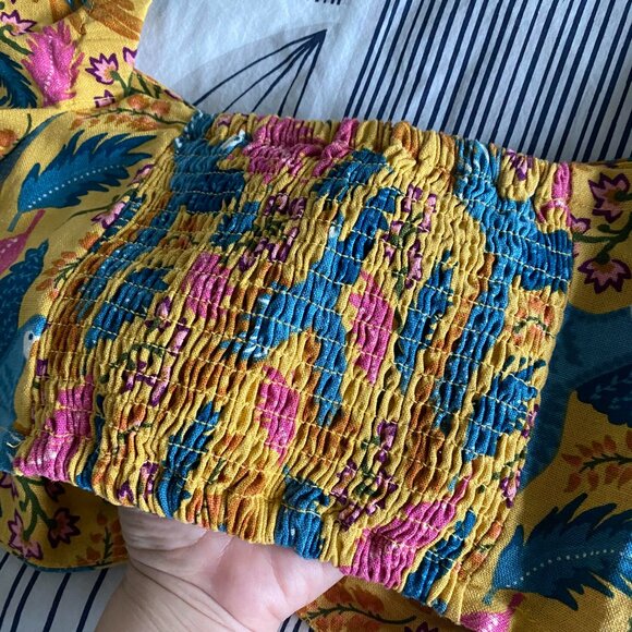 Farm Rio look alike Linen Blend Bird Print Cropped Top Size S - Picture 3 of 6